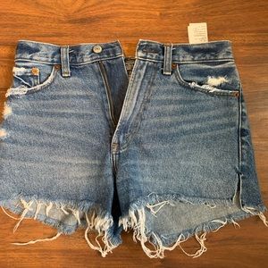 Abercrombie Finch shorts